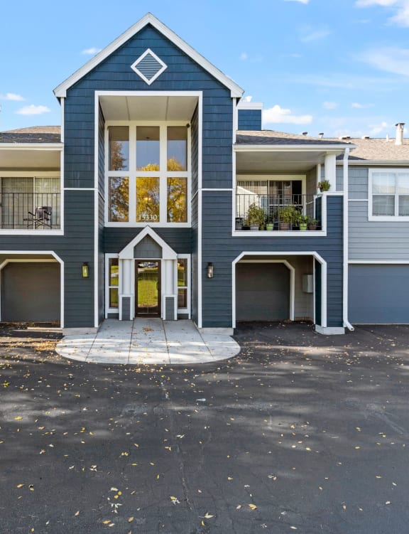 Parkers Lake Apartments in Plymouth, MN